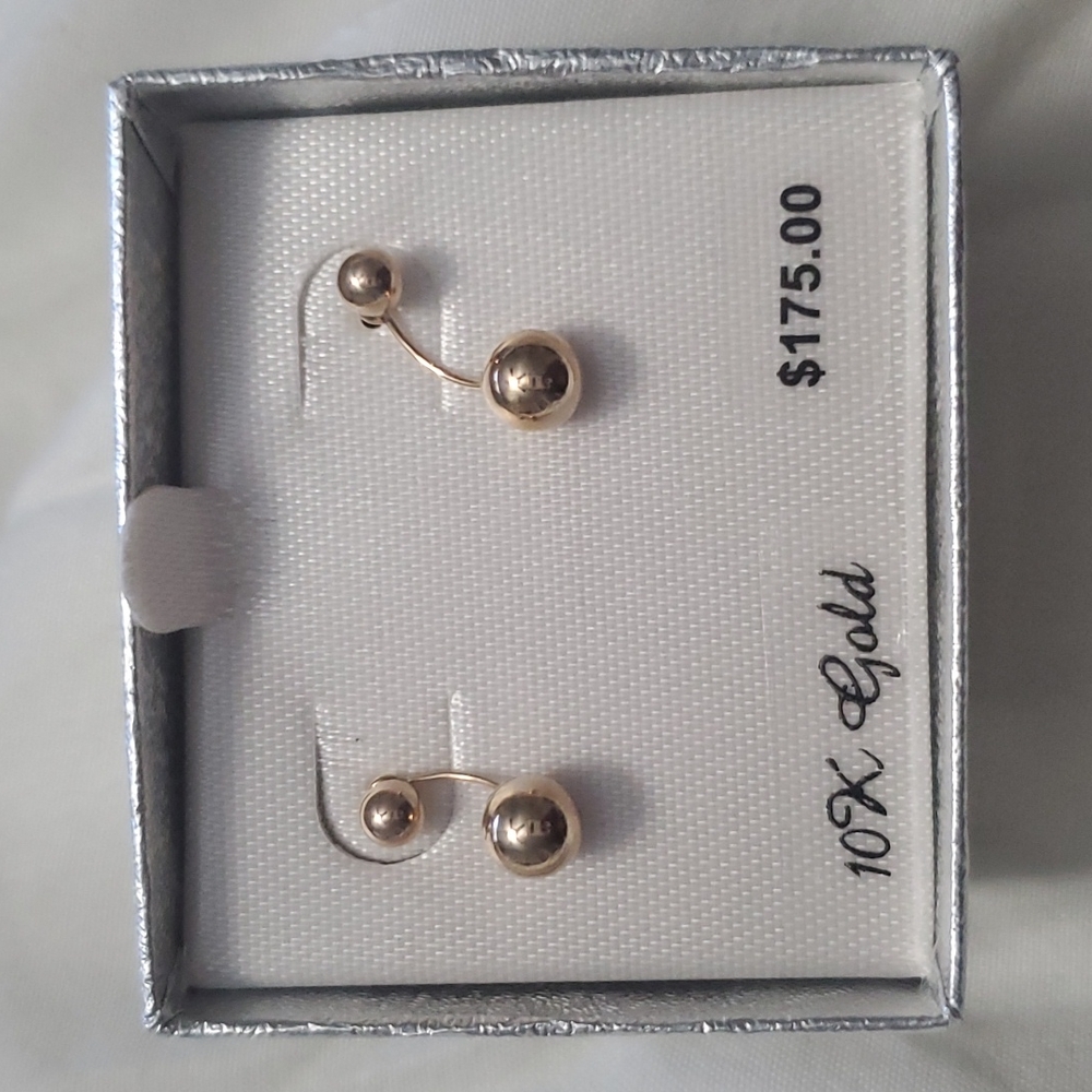 10k Gold earrings